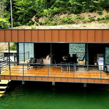 Villa Perucac Milicevici